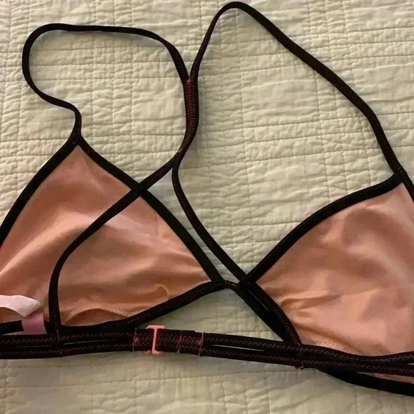 Victoria’s Secret - Picture 4 of 5